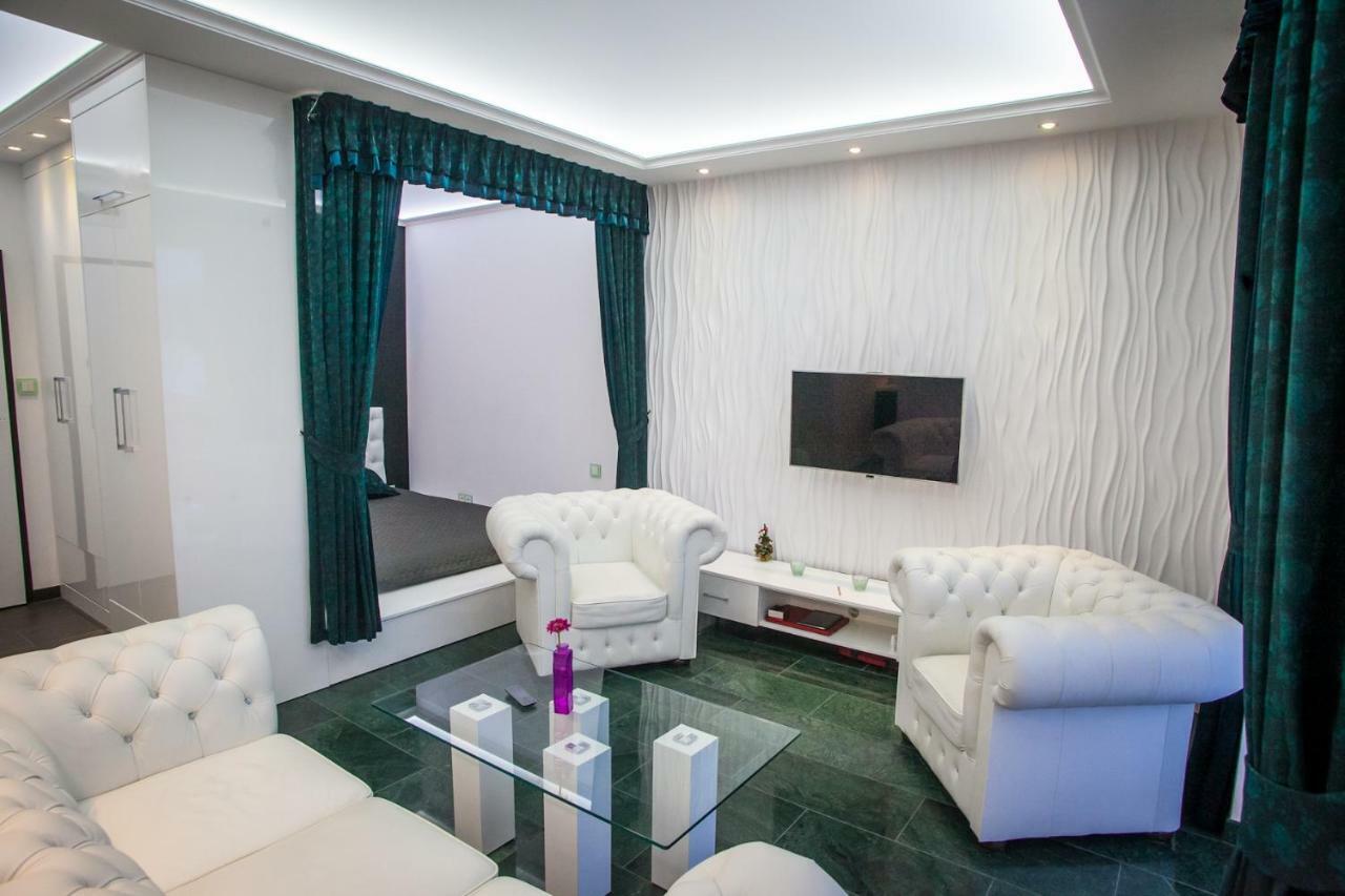 Royal Apartment In City Centre Suwałki Exteriör bild